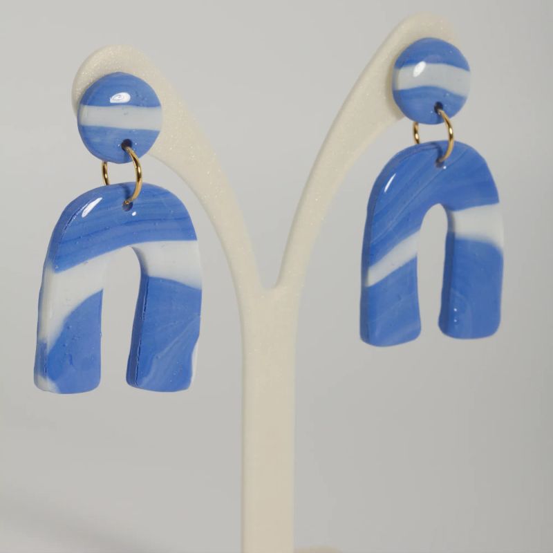 Boucles bleu pervenche 