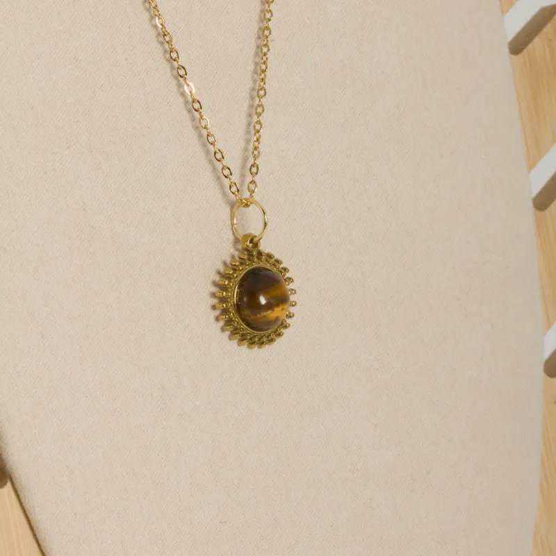 Collier « flamme solaire »