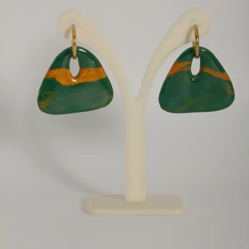 Boucles vertes et oranges