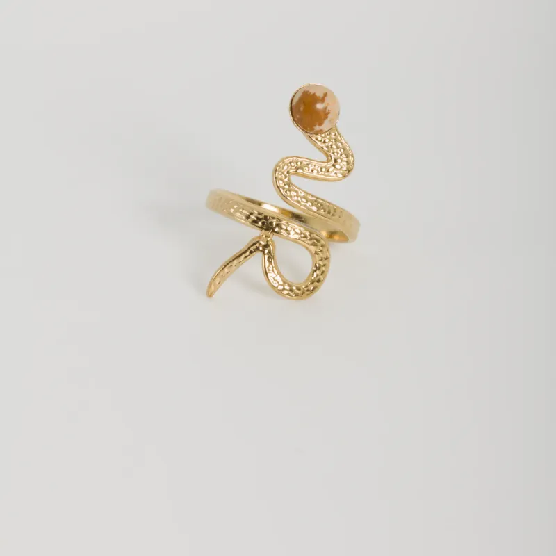 Bague « medusa »