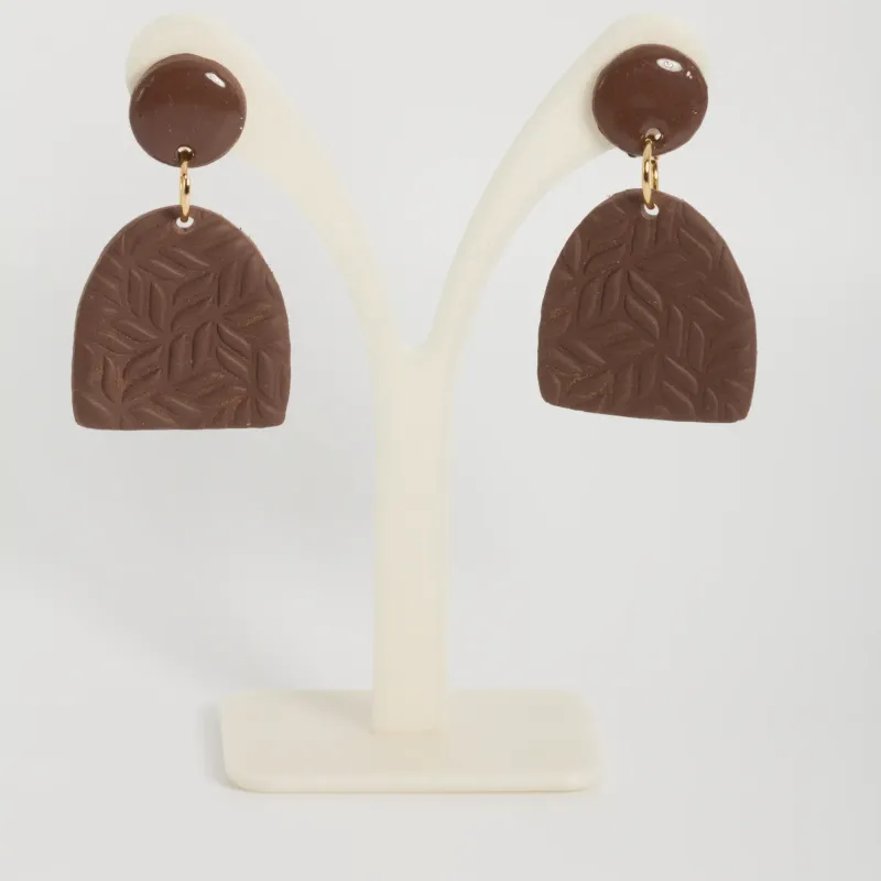 Boucles brunes