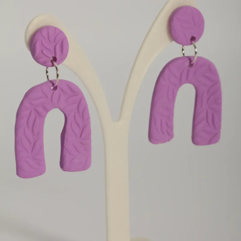 Boucles rose violet pastel