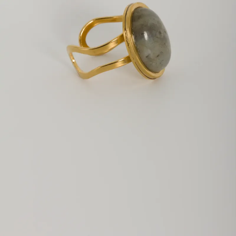 Bague « titania »